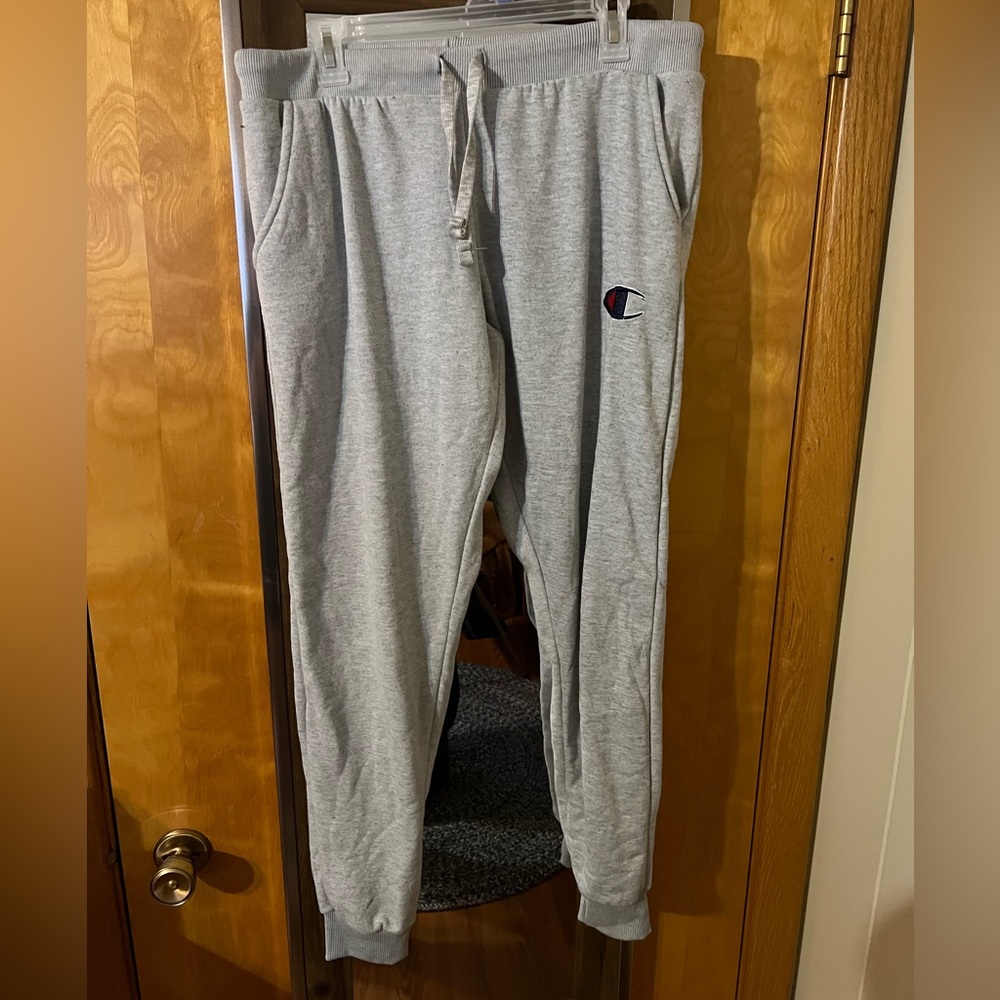 Champion sweats. Size XL.